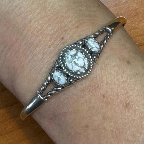 Jewelry - Carolyn Pollack Sterling Silver 3 Oval Howlite Decorated Bracelet For Women
